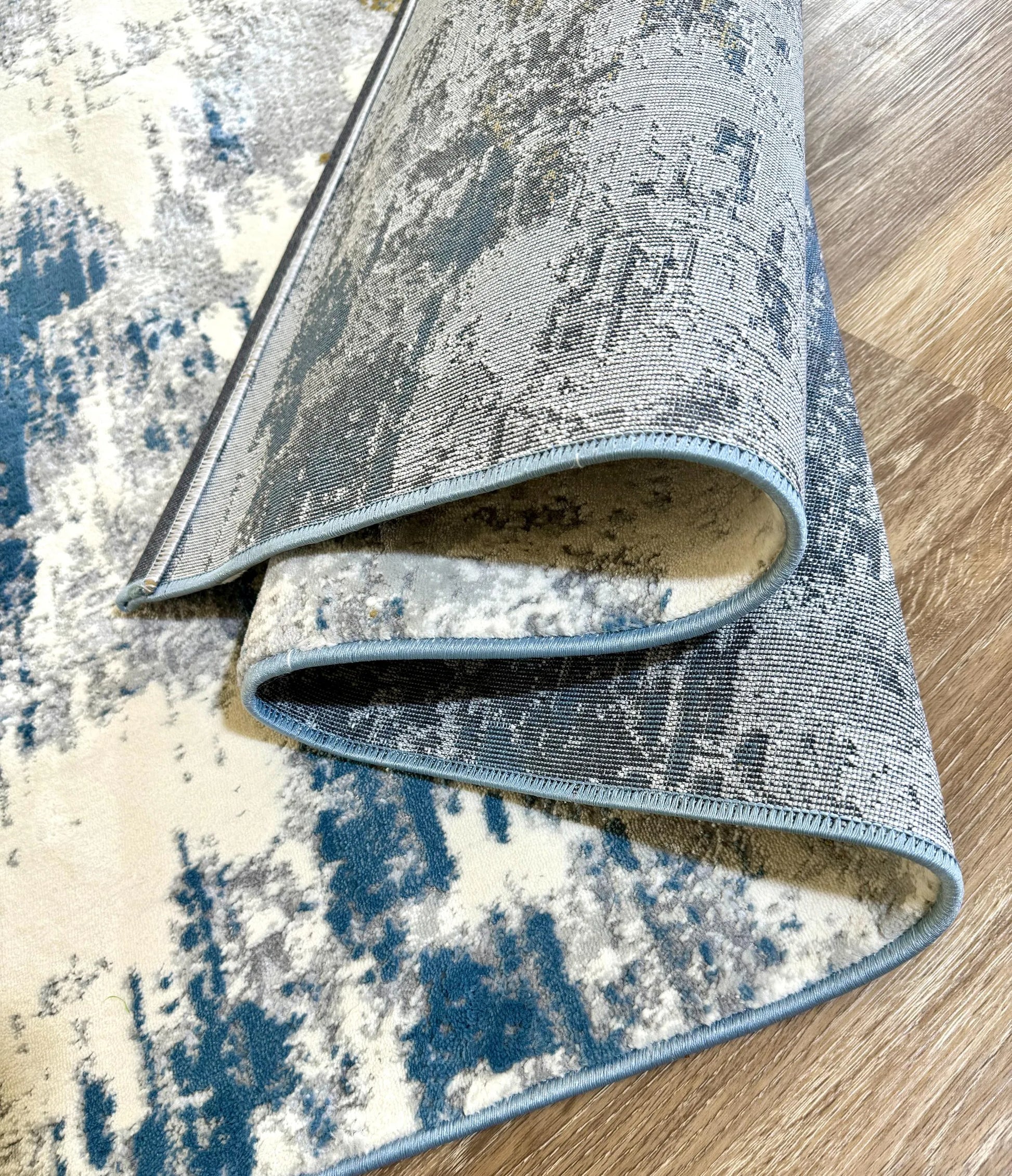 Sur Grey Sky Blue Carpet (Rectangle)