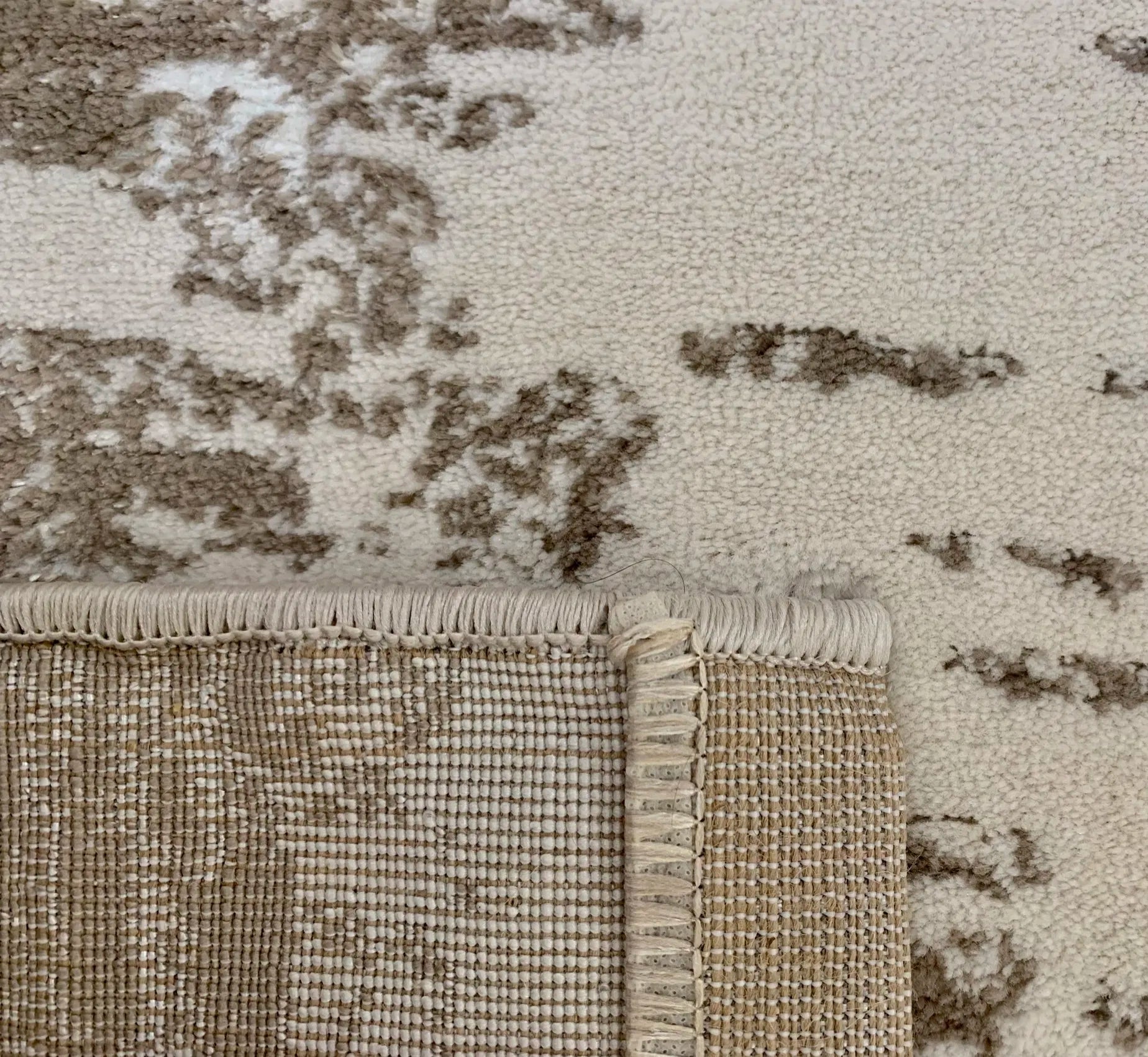 Orion Beige, White Carpet (Rectangle)