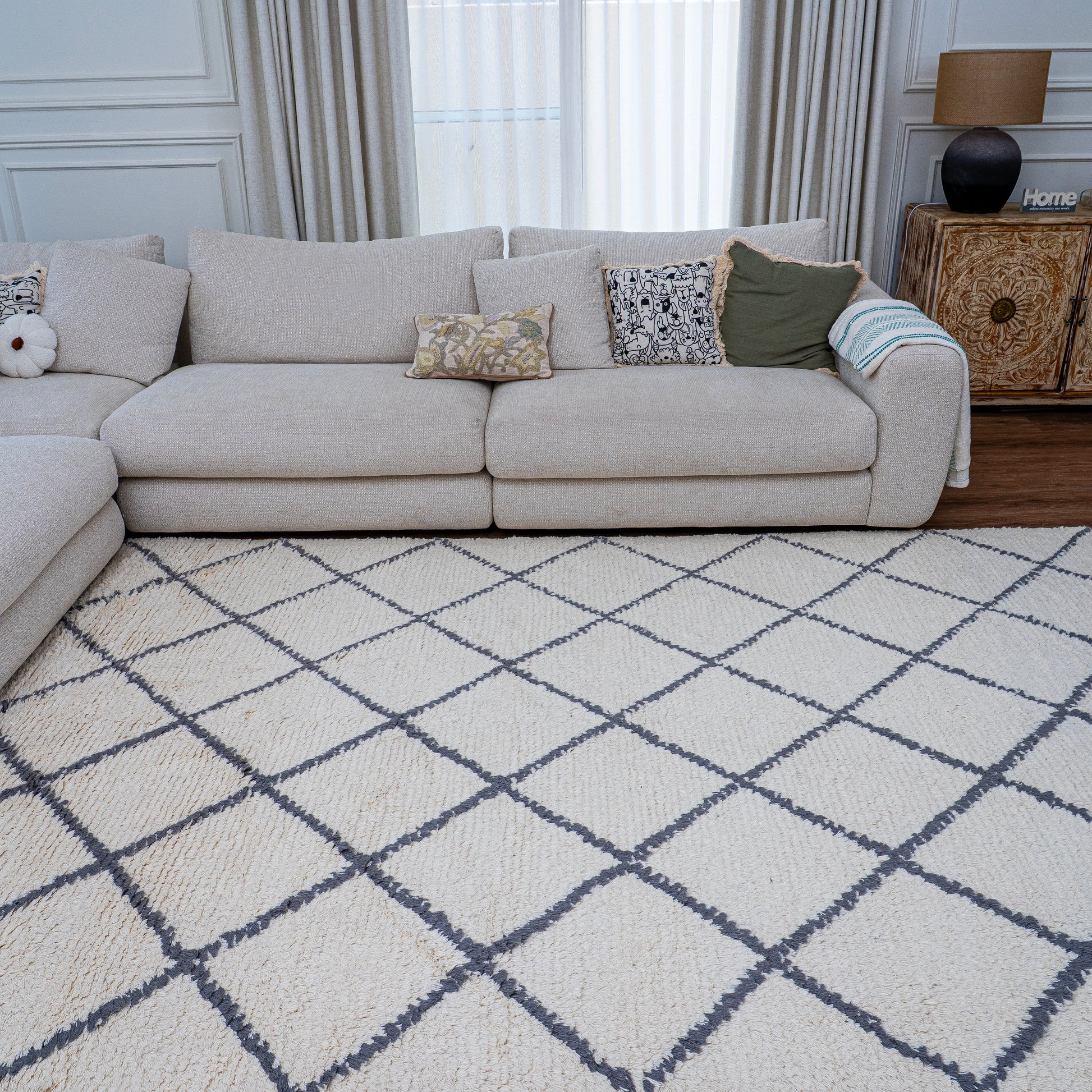 WoolShaggy-HFWS1-White-Grey3 - Handpicked Furniture AE